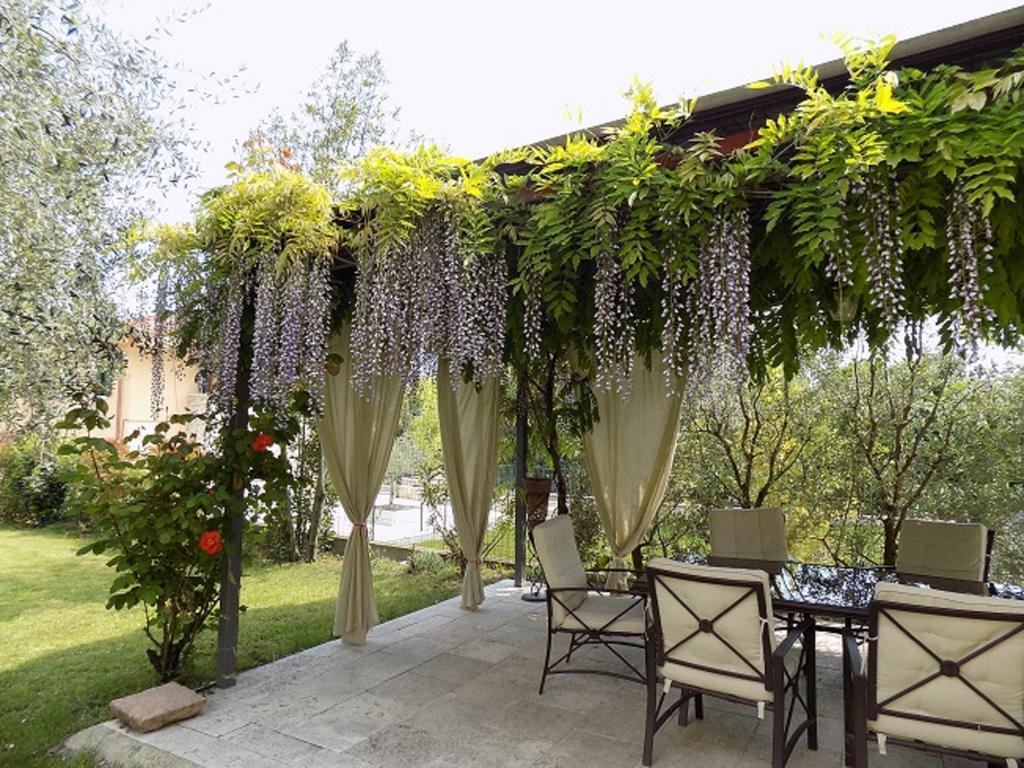 Due Archi Bed & Breakfast Sant'Ambrogio di Valpolicella Exterior photo